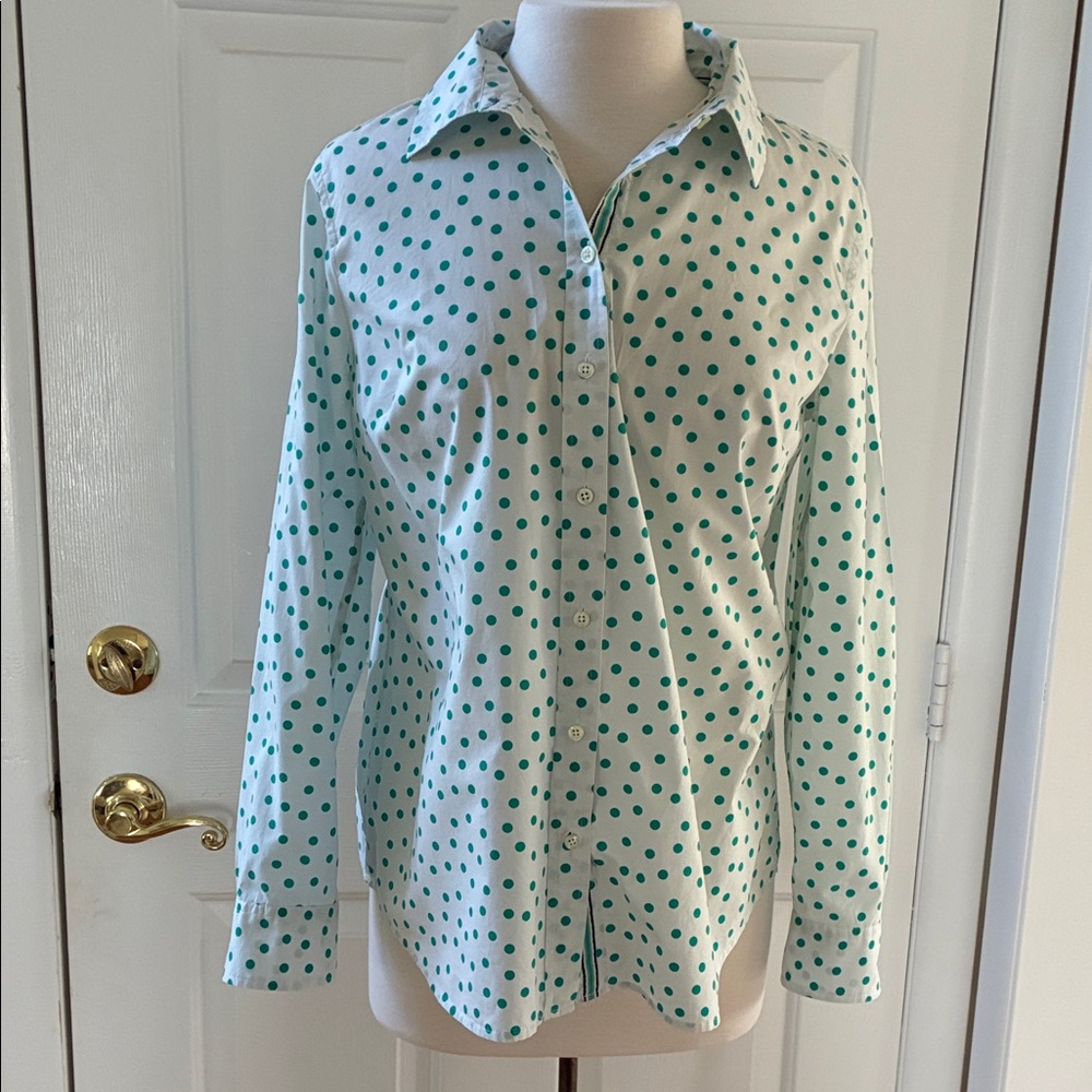 EUC Talbots Green Polka dot cotton button down shirt